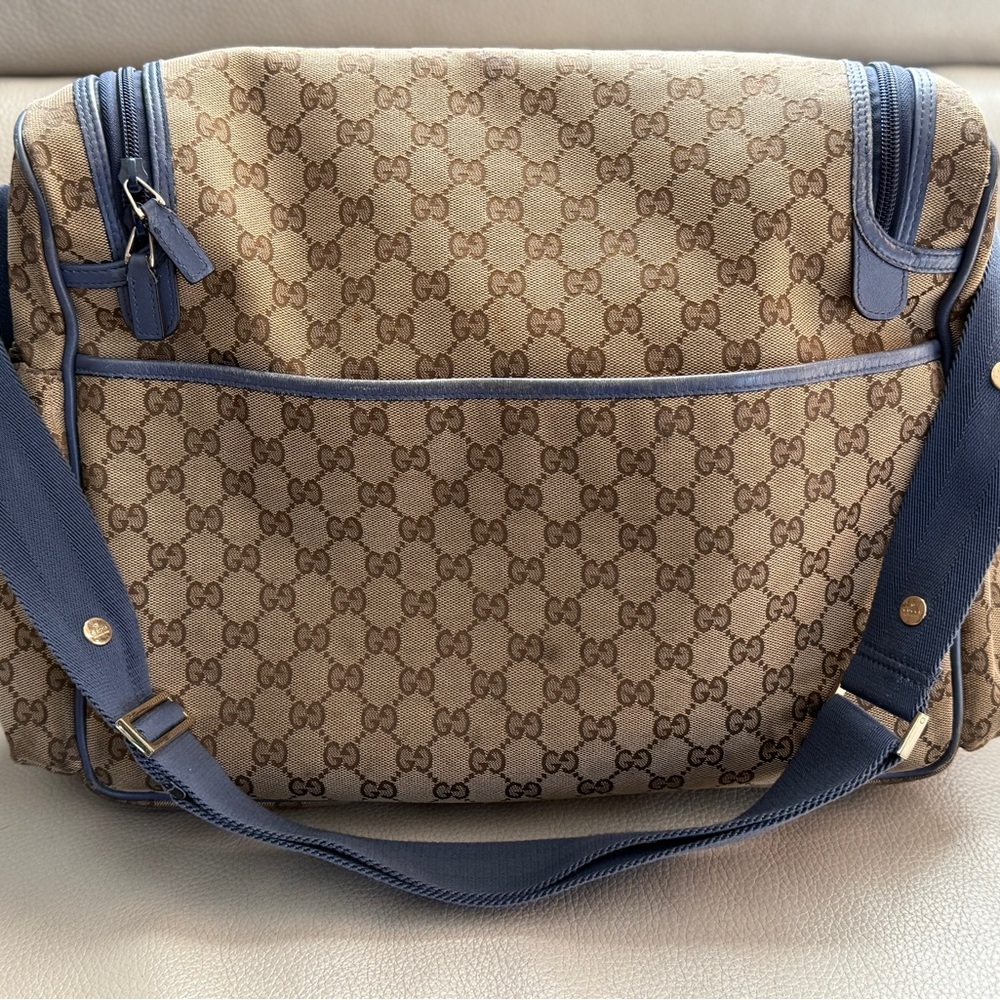 Gucci Beige Monogram Diaper Bag - Picture 2 of 6